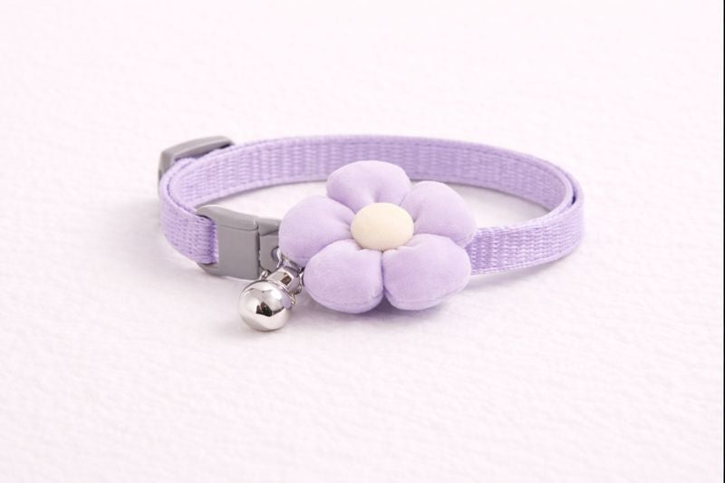 Plush Flower Collar – Green