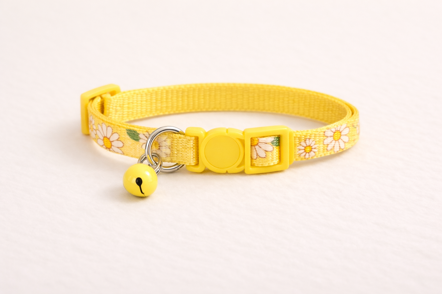 Daisy Print Cat Collar with Bell