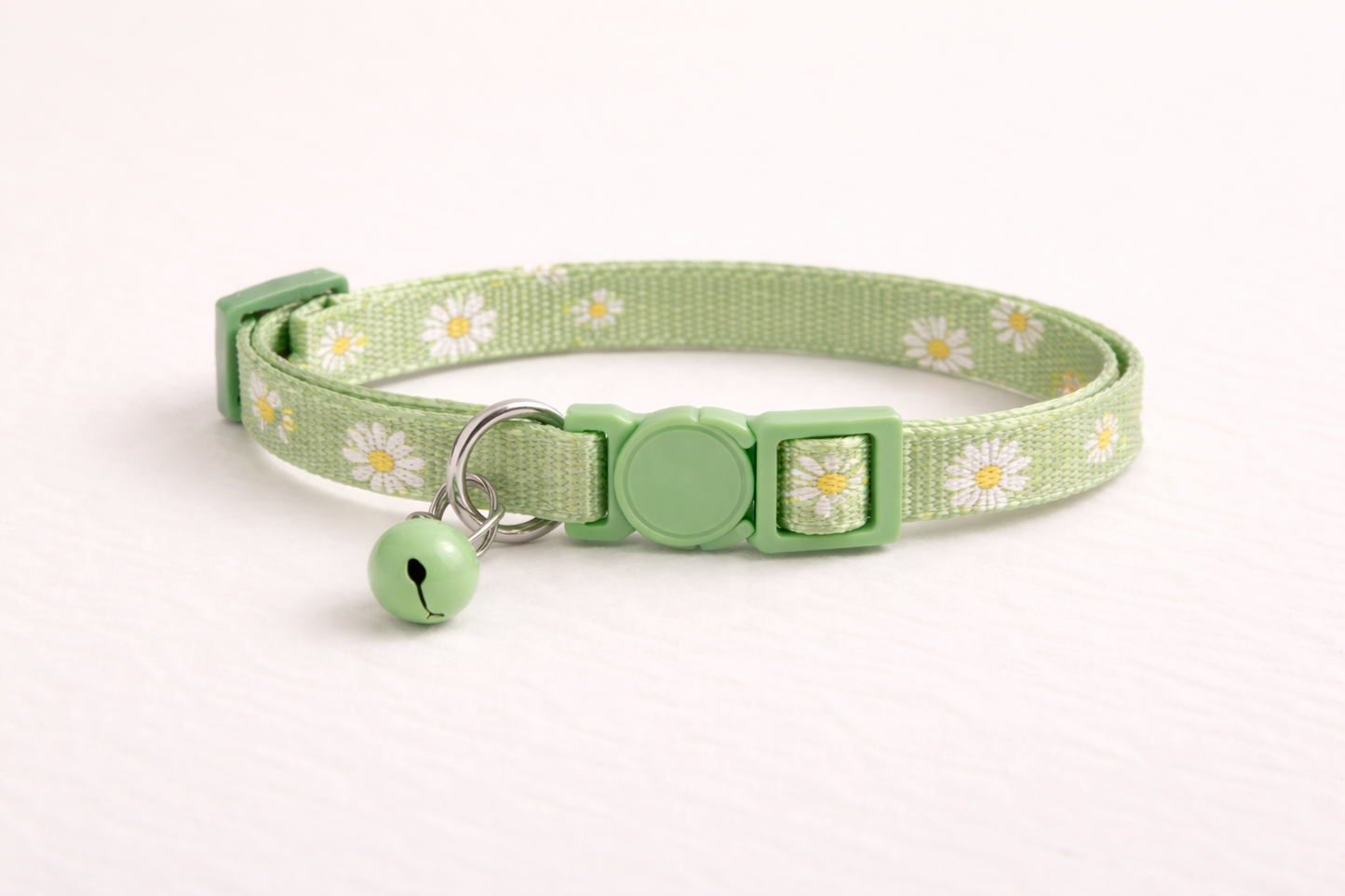 Daisy Print Cat Collar with Bell